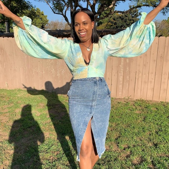 Tie Dye Crop Top - Picture 2 of 9